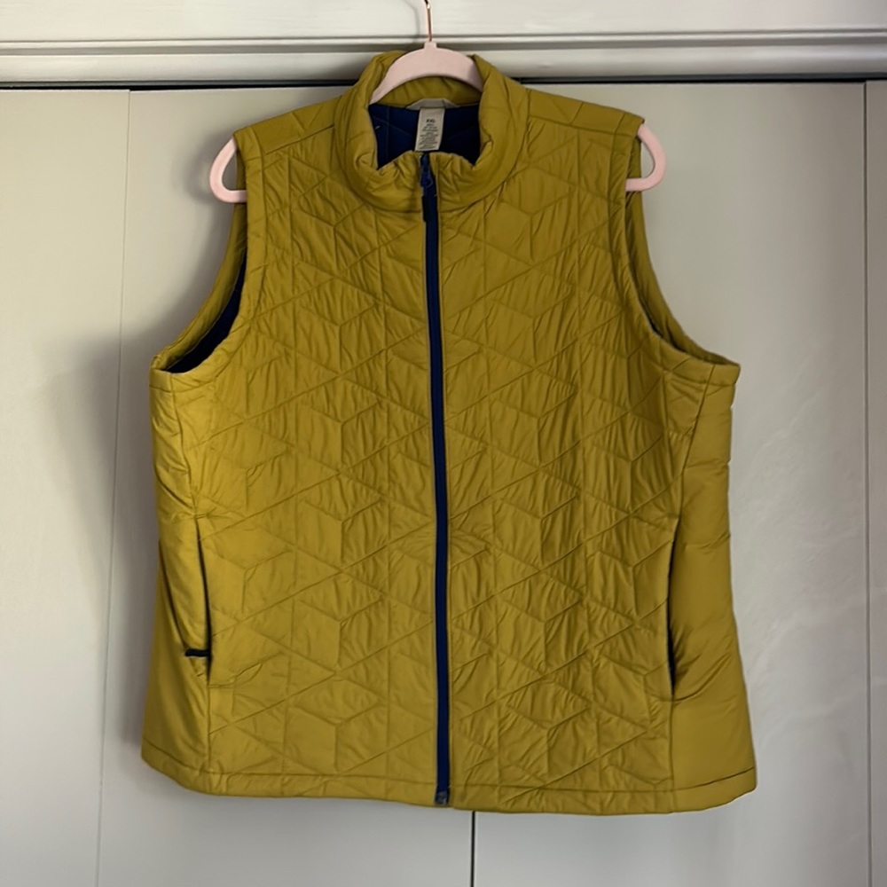 Duluth Trading Company vest XXL